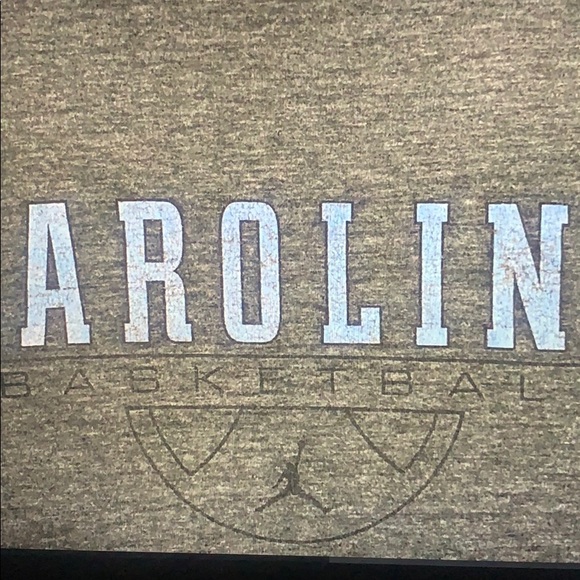 Nike Vinatge North Carolina Basketball warm up - Picture 2 of 5